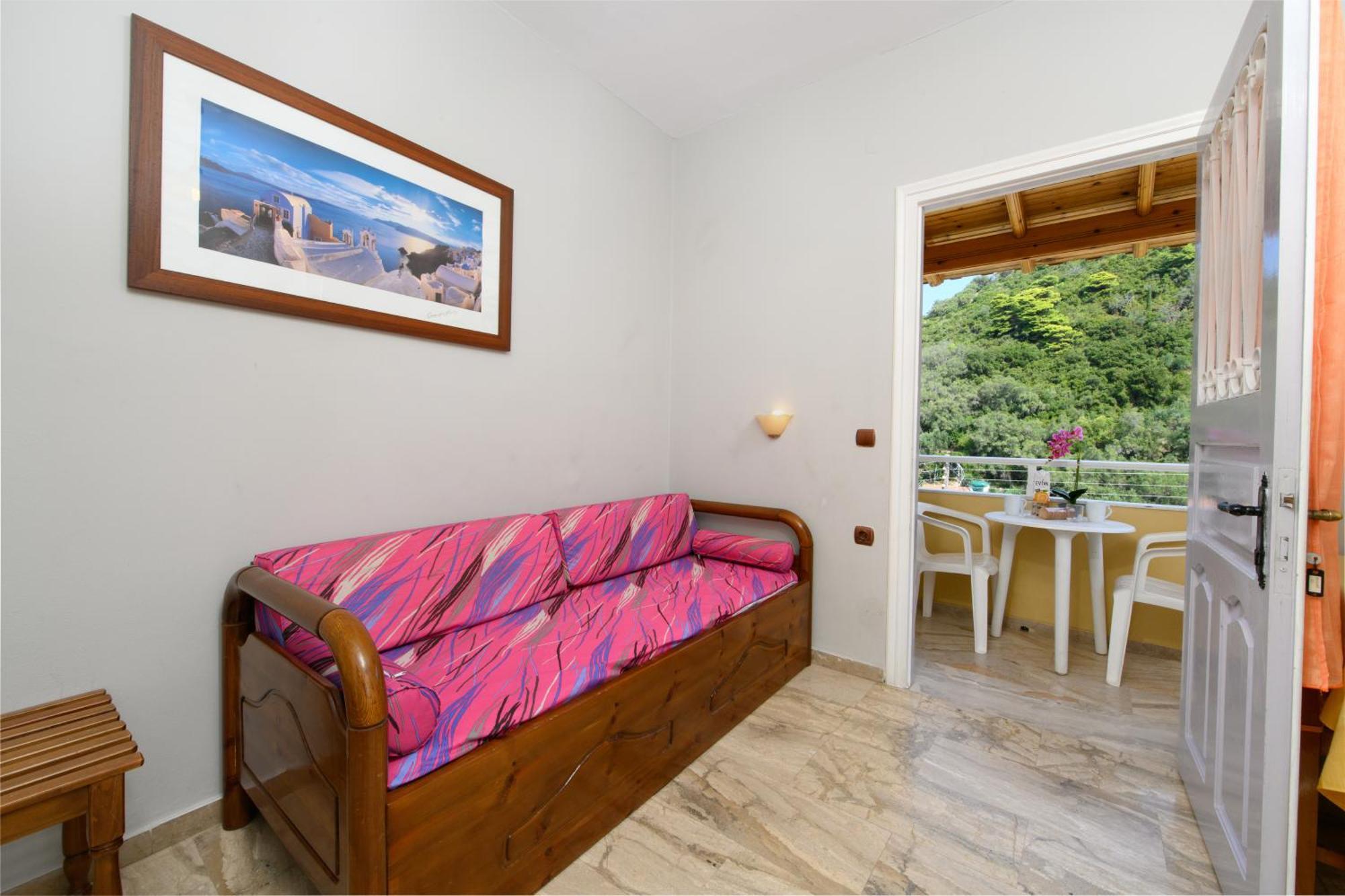 Marina Apartments, Агиос Гордиос Екстериор снимка