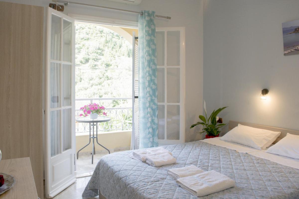 Marina Apartments, Агиос Гордиос Екстериор снимка