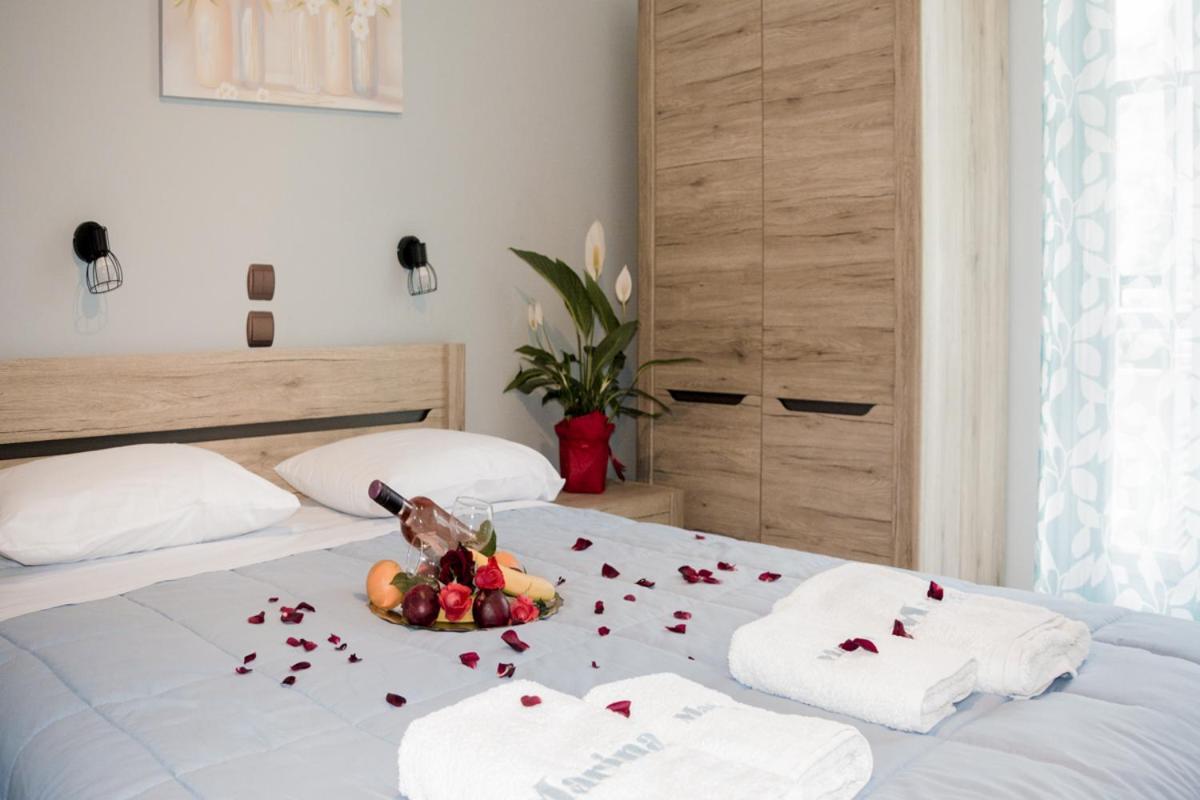 Marina Apartments, Агиос Гордиос Екстериор снимка