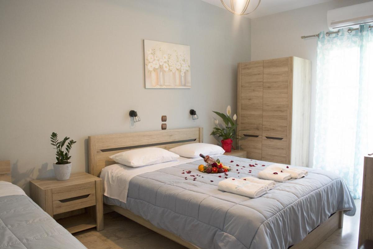 Marina Apartments, Агиос Гордиос Екстериор снимка