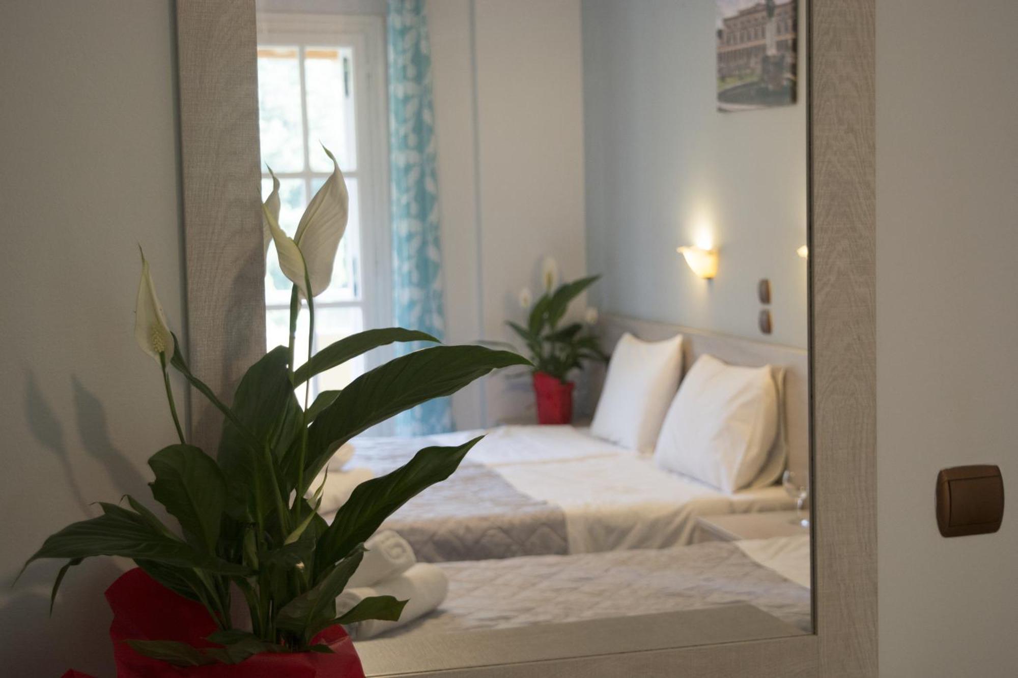Marina Apartments, Агиос Гордиос Екстериор снимка