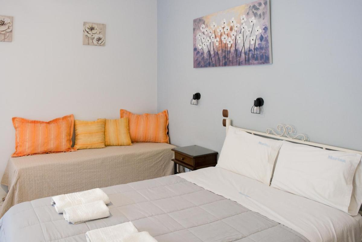 Marina Apartments, Агиос Гордиос Екстериор снимка