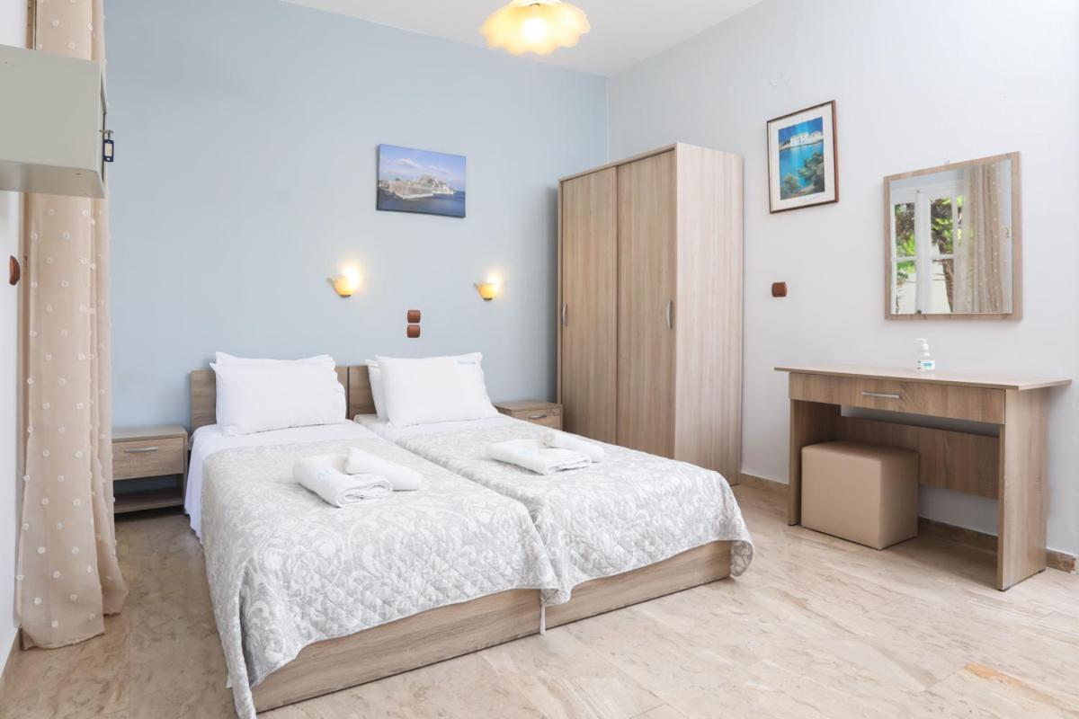 Marina Apartments, Агиос Гордиос Екстериор снимка