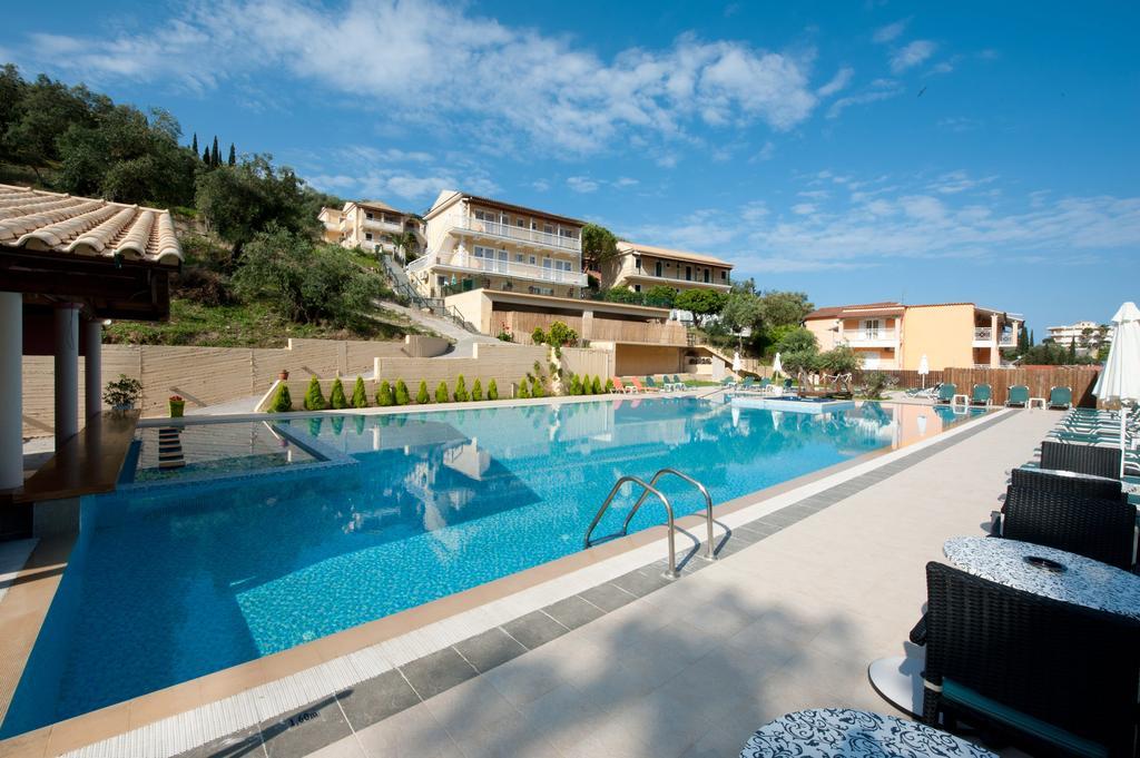 Marina Apartments, Агиос Гордиос Екстериор снимка